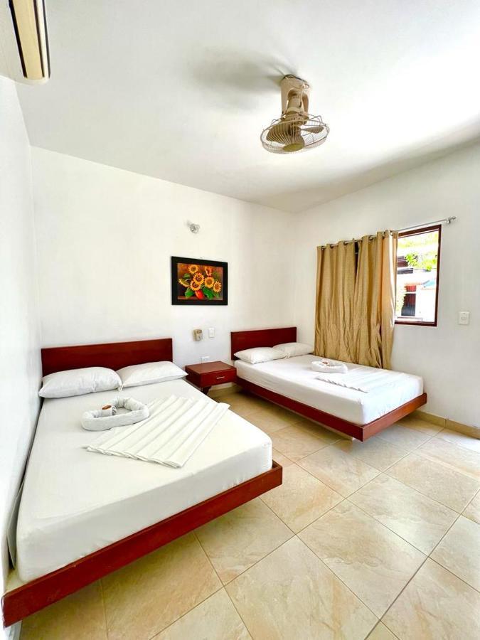 Hotel Paraiso Plaza بويرتو تريونفو المظهر الخارجي الصورة