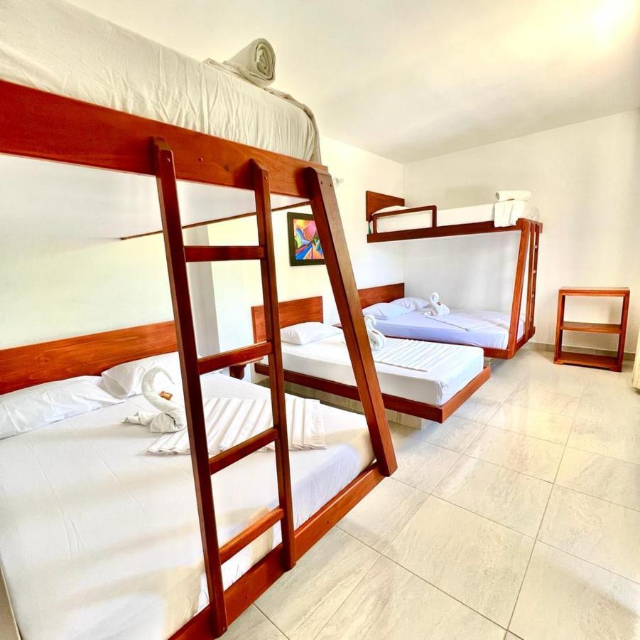 Hotel Paraiso Plaza بويرتو تريونفو المظهر الخارجي الصورة