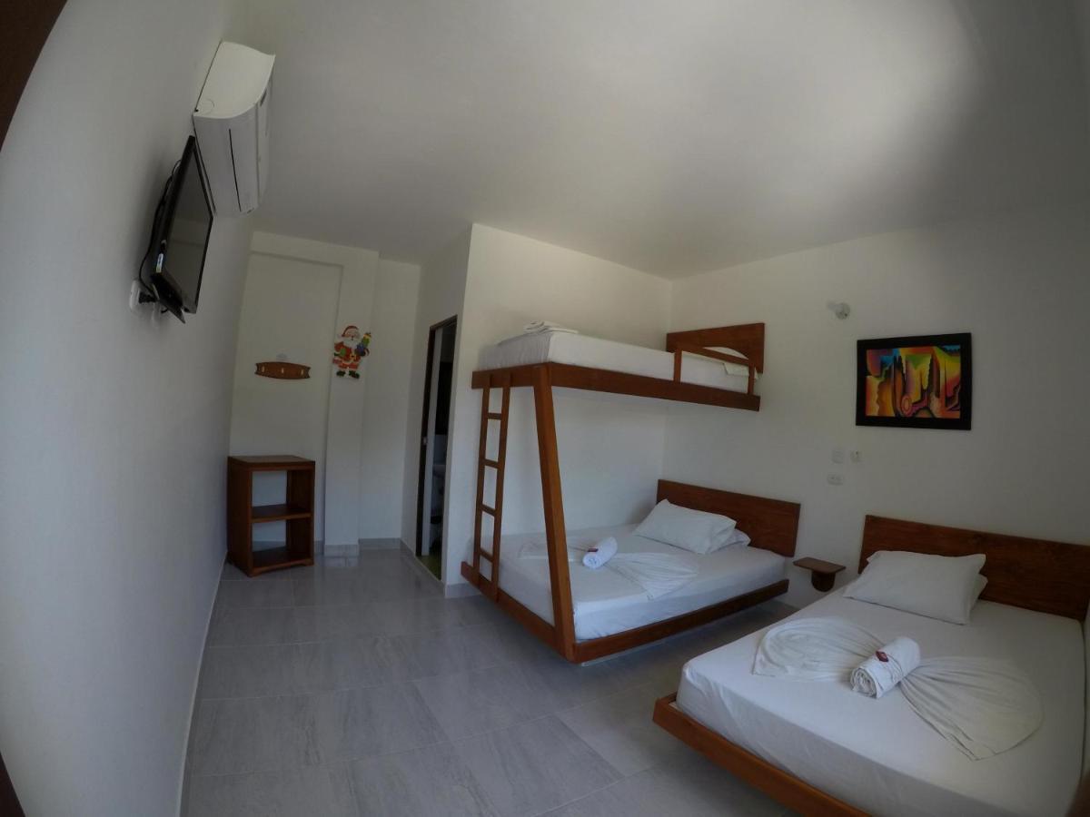 Hotel Paraiso Plaza بويرتو تريونفو المظهر الخارجي الصورة